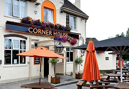 Corner House Inn By Greene King Inns นิวคาสเซิล อะพอน ไทน์ ภายนอก รูปภาพ
